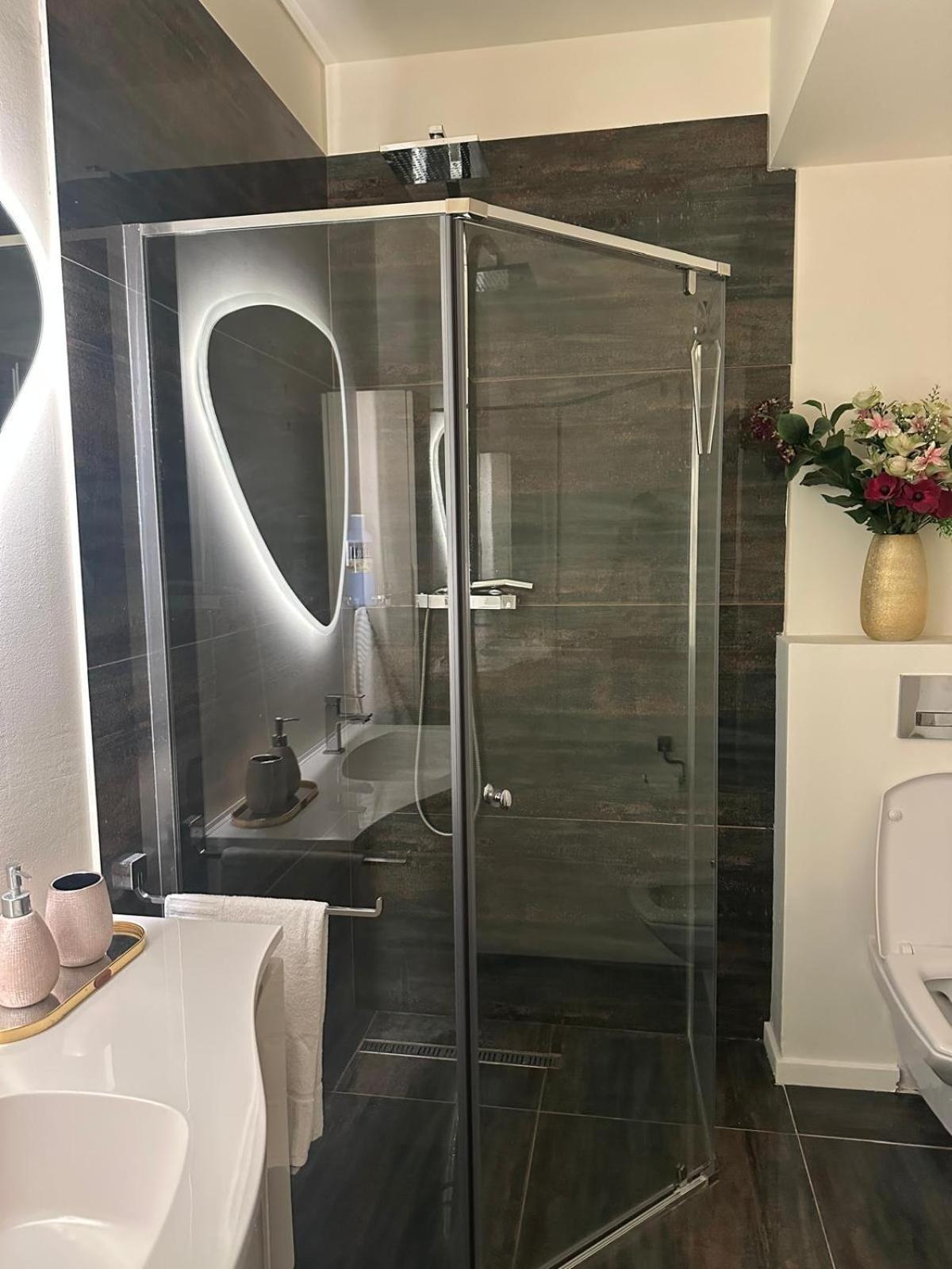 Sea View Luxury Apartament Năvodari Eksteriør bilde